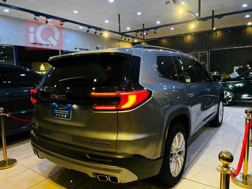 GMC Acadia